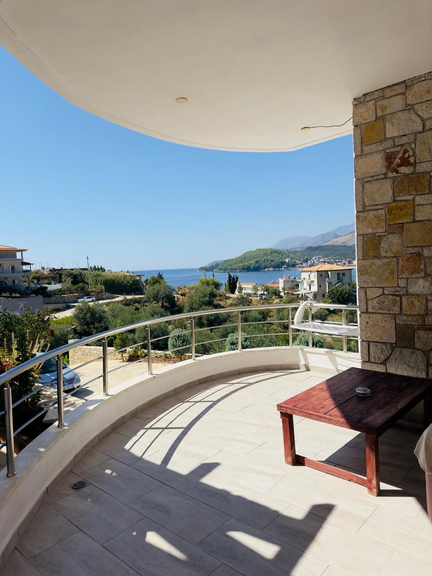 Villa Merkuri Химар Екстериор снимка
